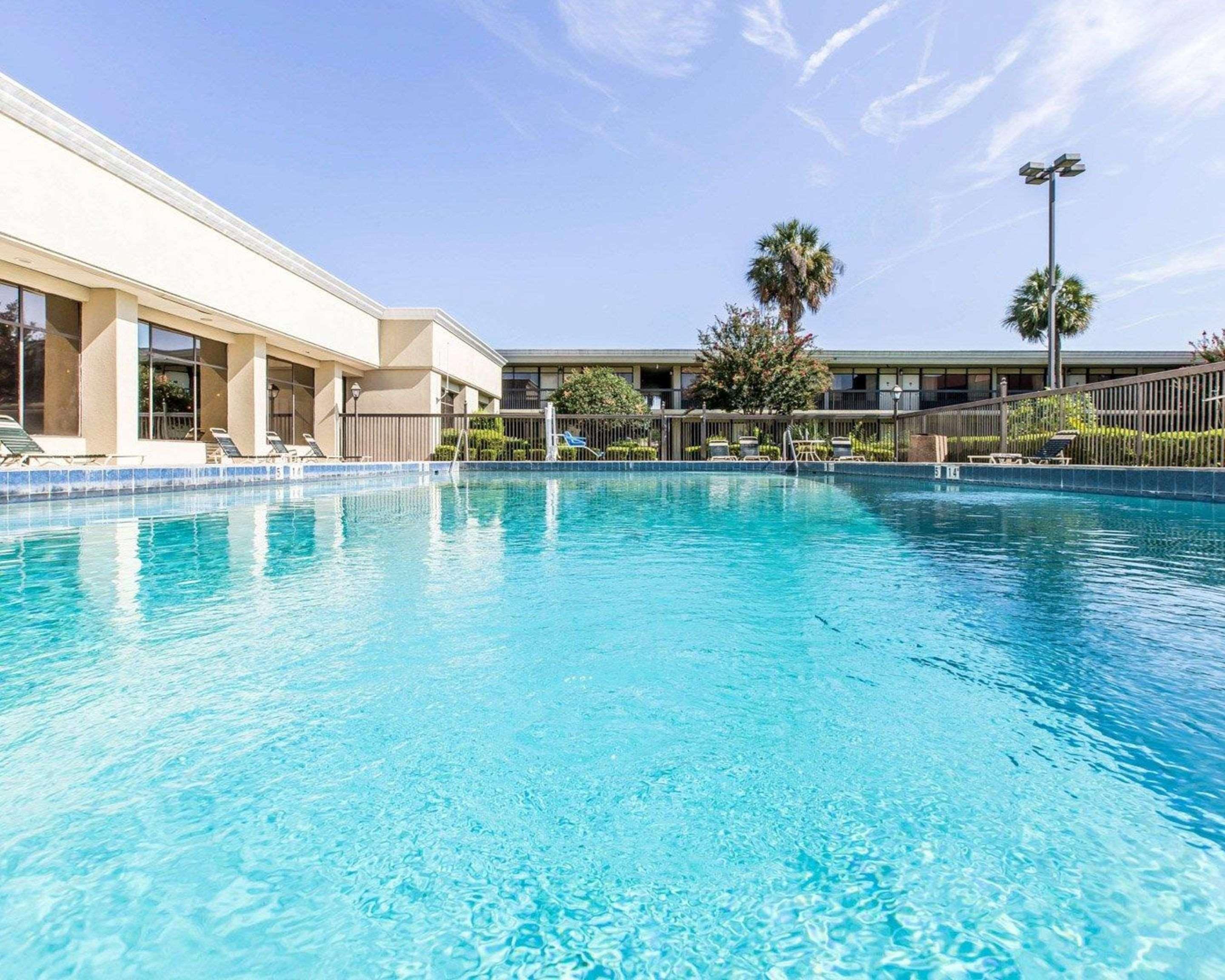 Quality Inn & Suites Waycross Eksteriør bilde