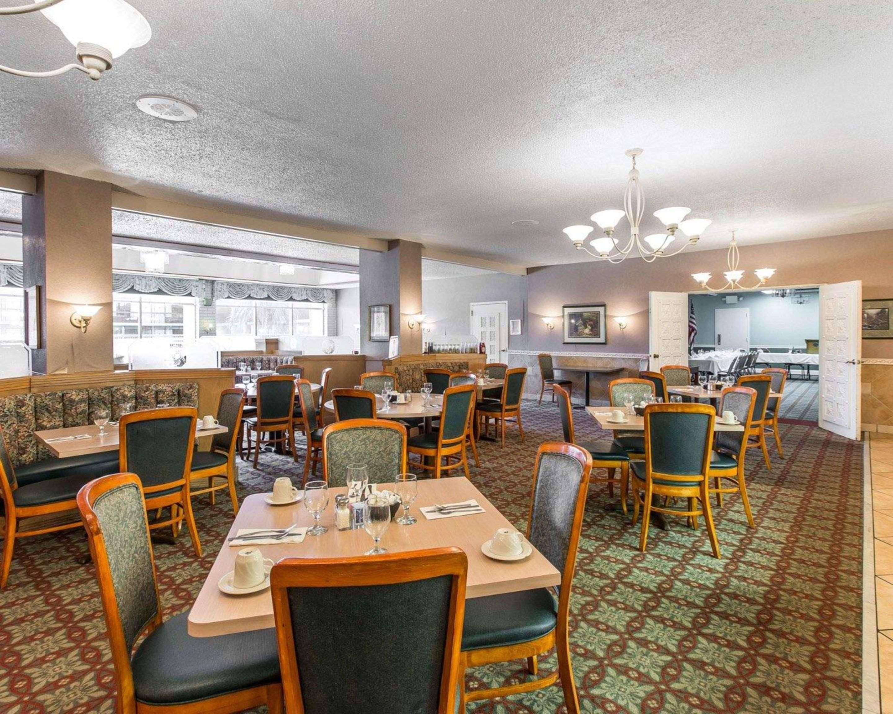 Quality Inn & Suites Waycross Eksteriør bilde