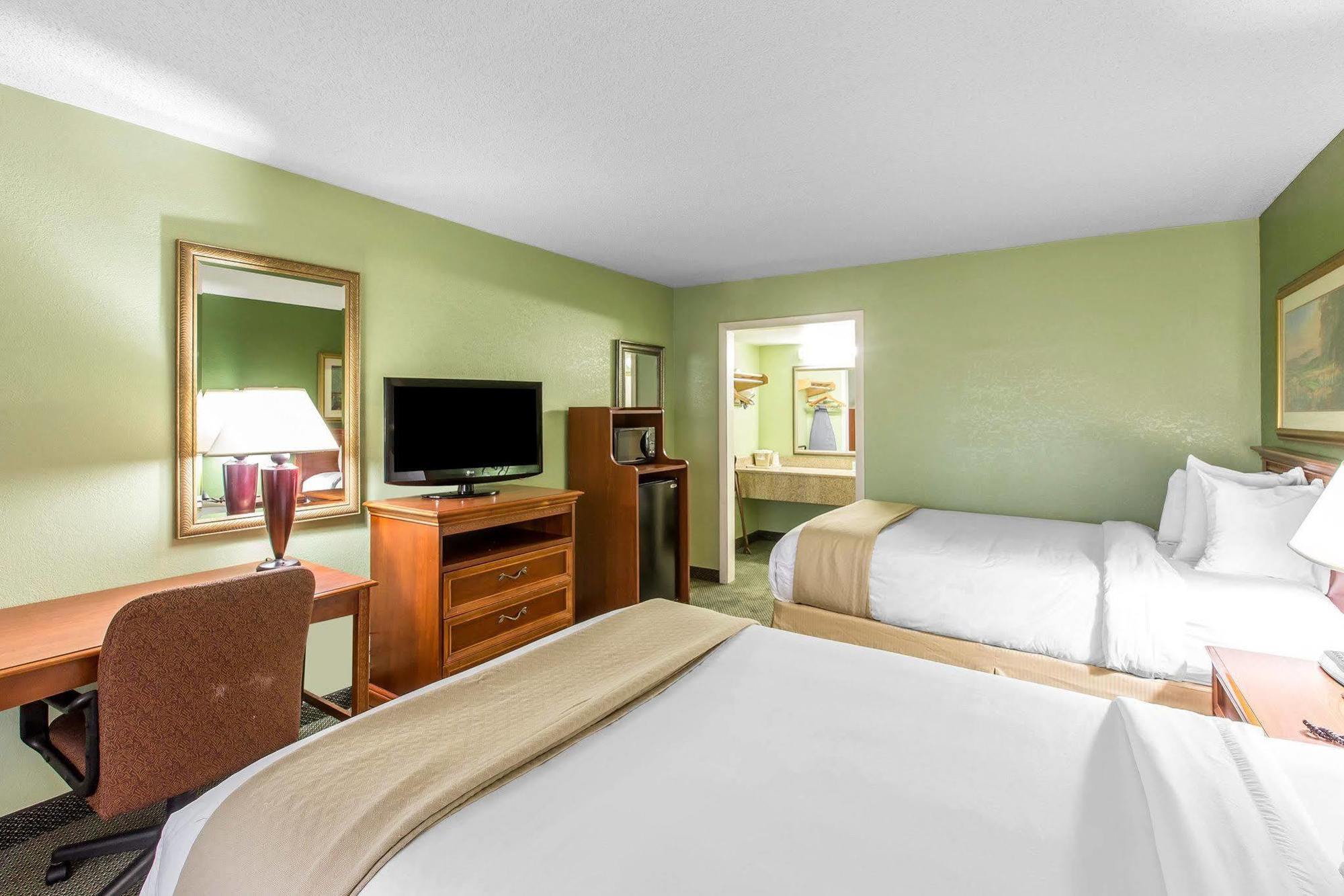 Quality Inn & Suites Waycross Eksteriør bilde