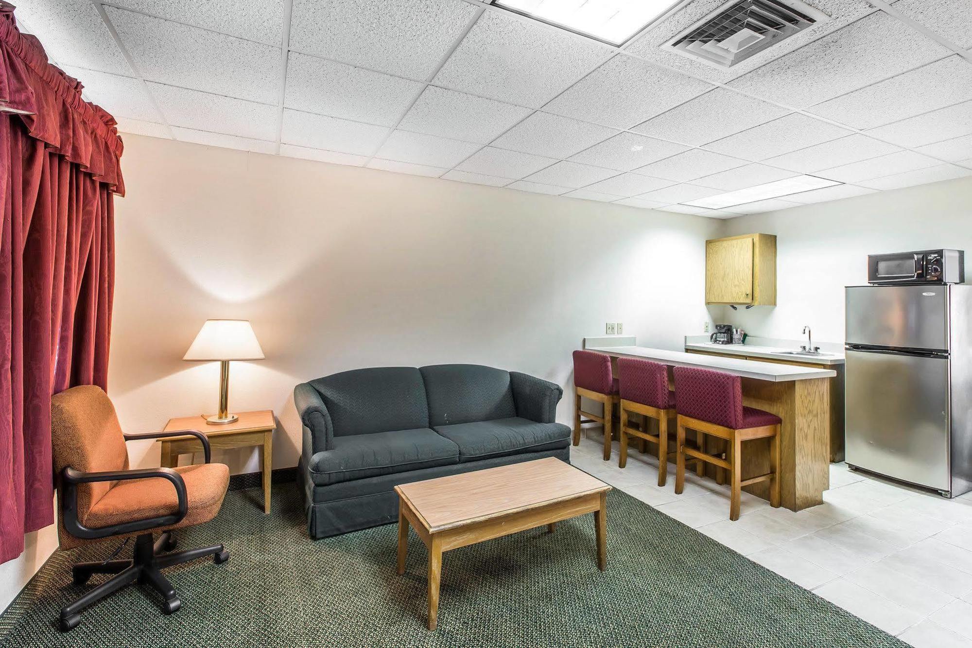 Quality Inn & Suites Waycross Eksteriør bilde